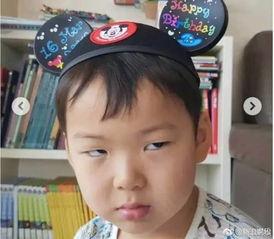 韩国胖童星表情包,童真笑容，治愈心灵