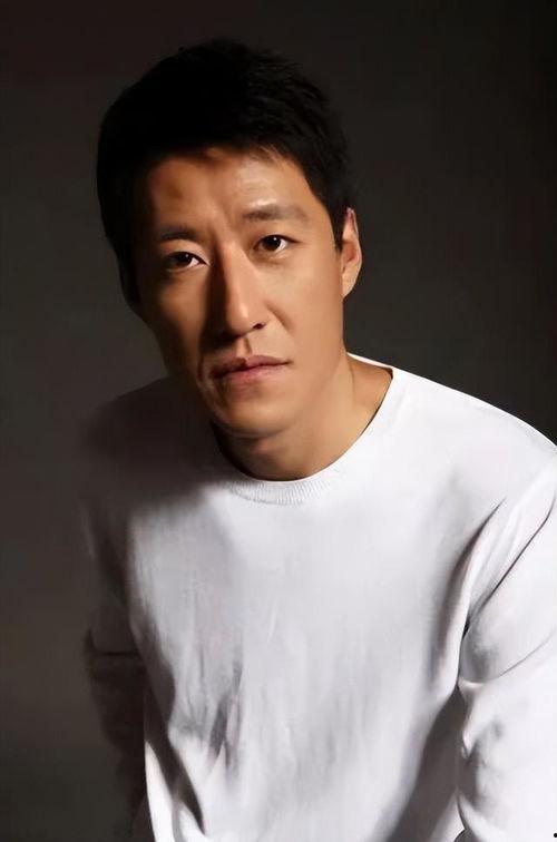 余震演员,揭秘地震后的生死较量与人性光辉